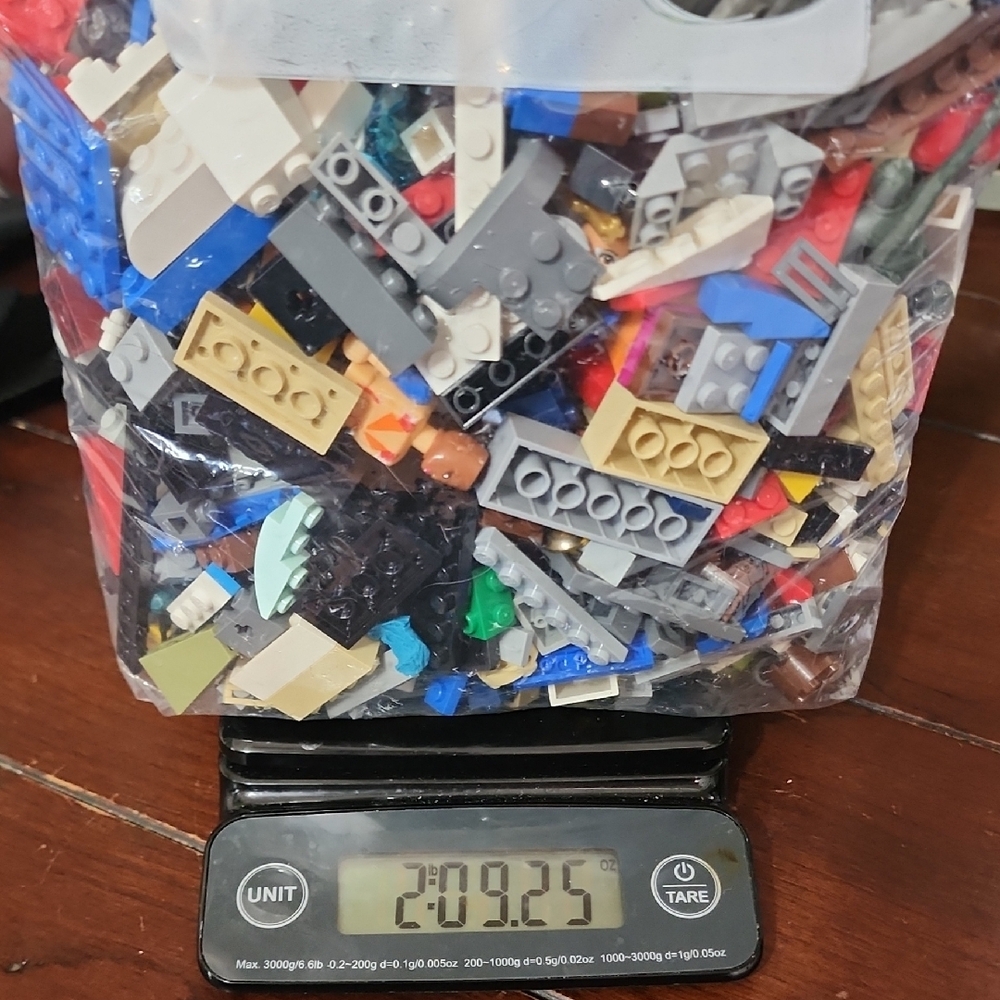 Assorted LEGO Brick Set Over 2lb